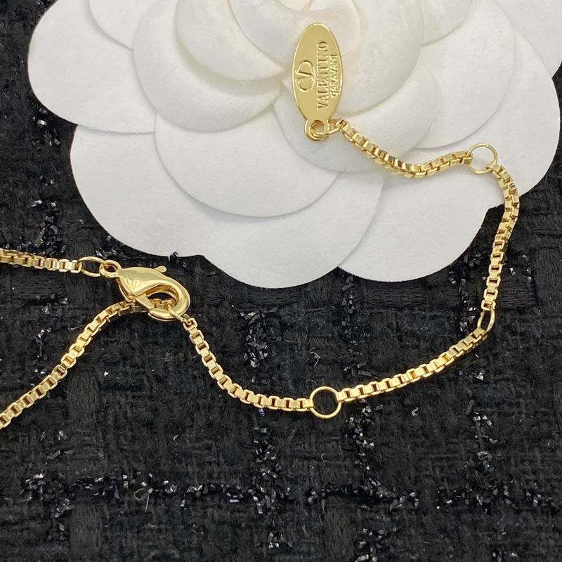 Valentino necklace 10yxq01 (6)