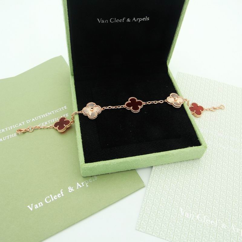 Van Cleef & Arpels bracelet 08yxq02 (8)