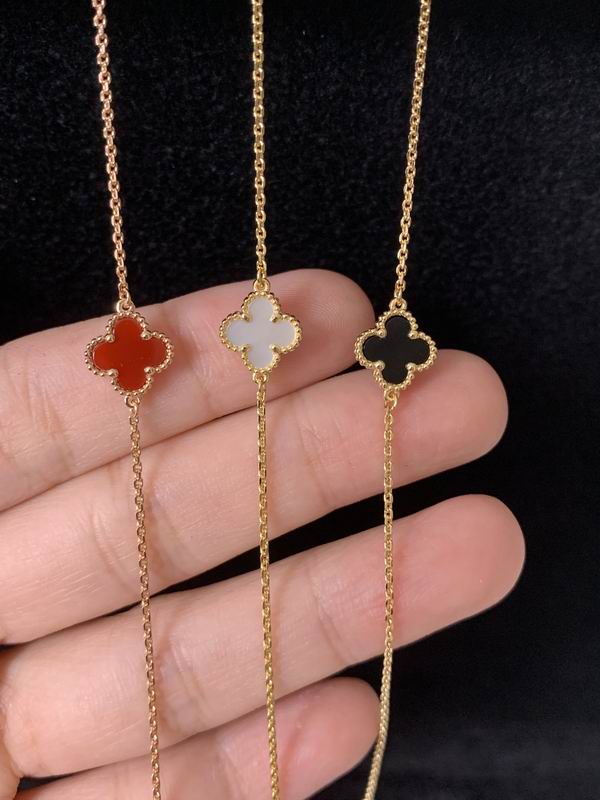 Van Cleef & Arpels bracelet 09yxq03 (4)