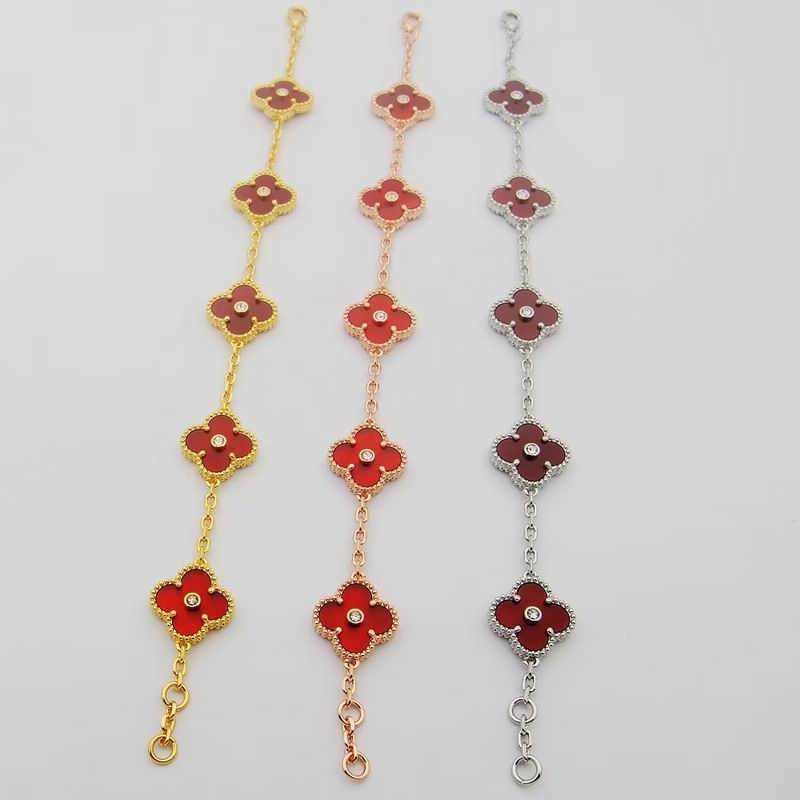 Van Cleef & Arpels bracelet 10yxq05 (4)