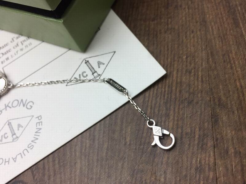 Van Cleef & Arpels bracelet 11yxq04 (9)