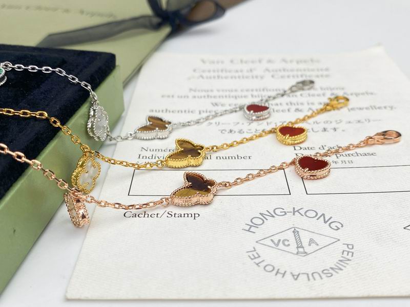 Van Cleef & Arpels bracelet 11yxq05 (2)