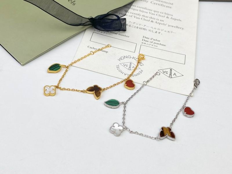 Van Cleef & Arpels bracelet 11yxq05 (8)