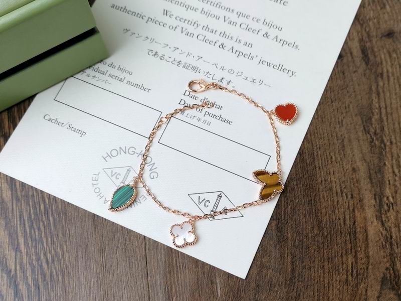 Van Cleef & Arpels bracelet 11yxq06 (4)