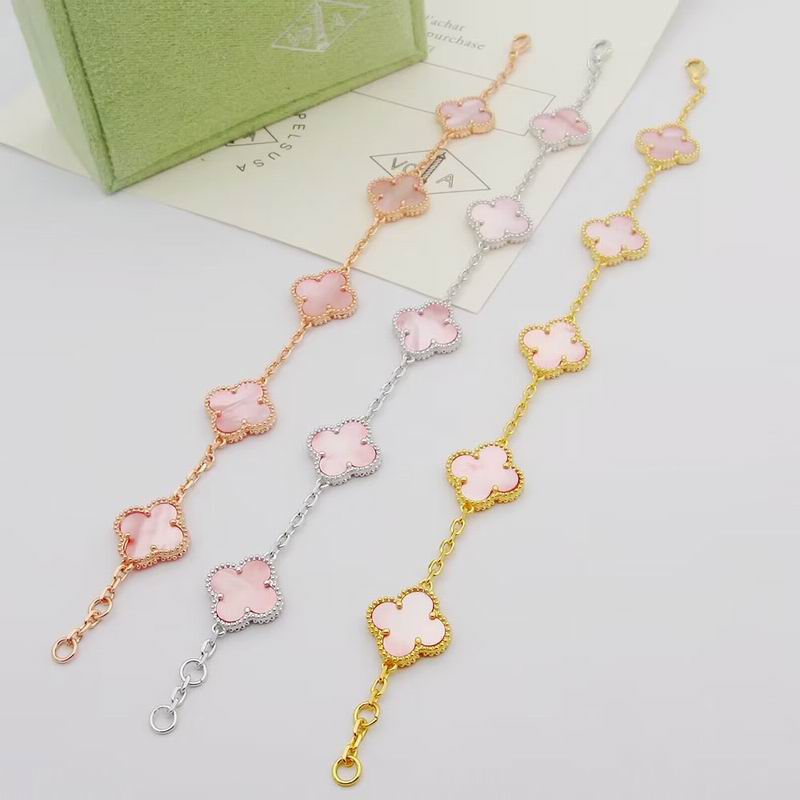 Van Cleef & Arpels bracelet 11yxq09 (2)