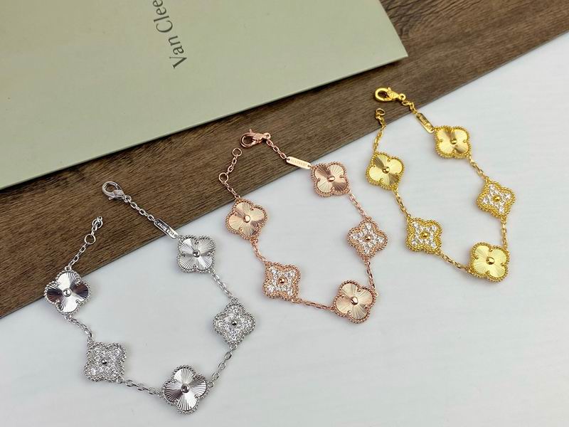 Van Cleef & Arpels bracelet 11yxq10 (1)
