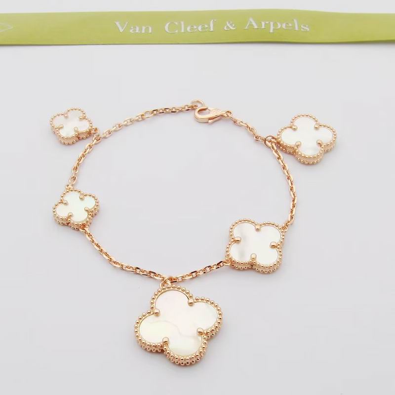 Van Cleef & Arpels bracelet 11yxq13 (3)