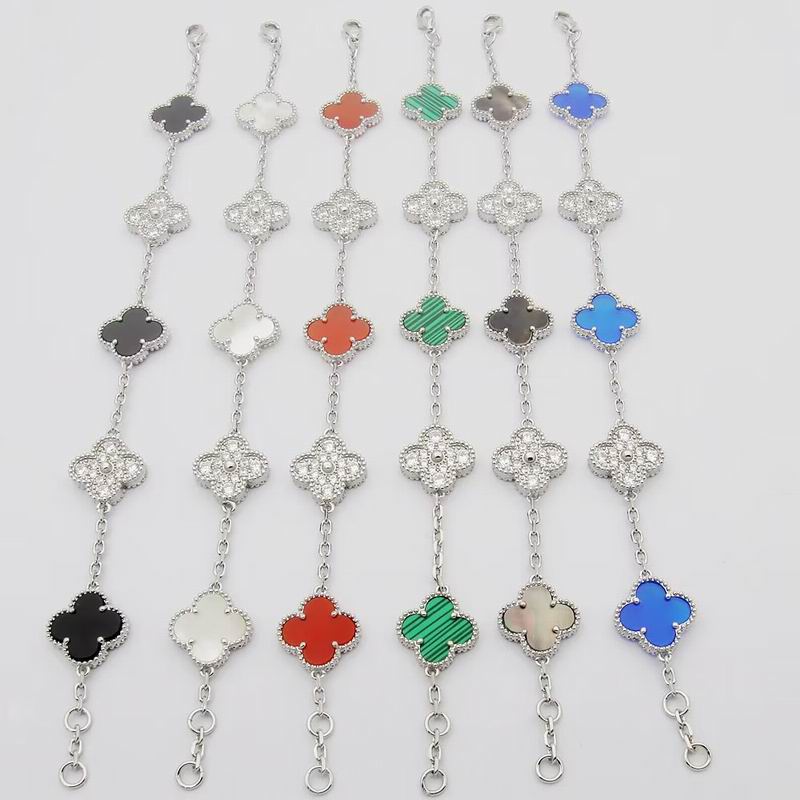 Van Cleef & Arpels bracelet 11yxq15 (3)