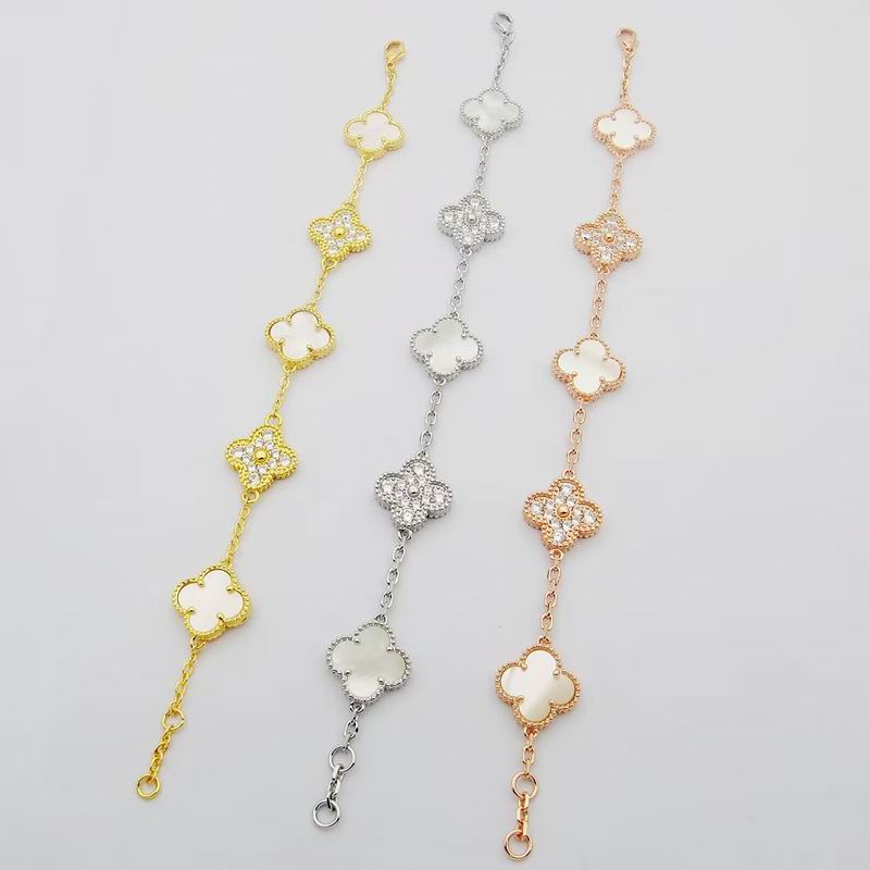 Van Cleef & Arpels bracelet 11yxq15 (5)