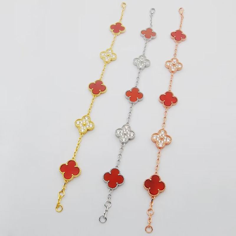 Van Cleef & Arpels bracelet 11yxq15 (6)