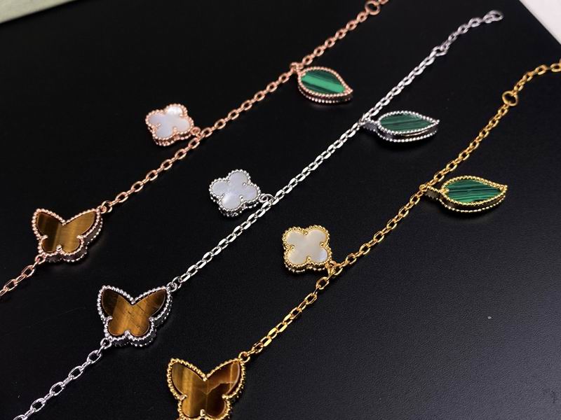 Van Cleef & Arpels bracelet 12yxq05 (5)