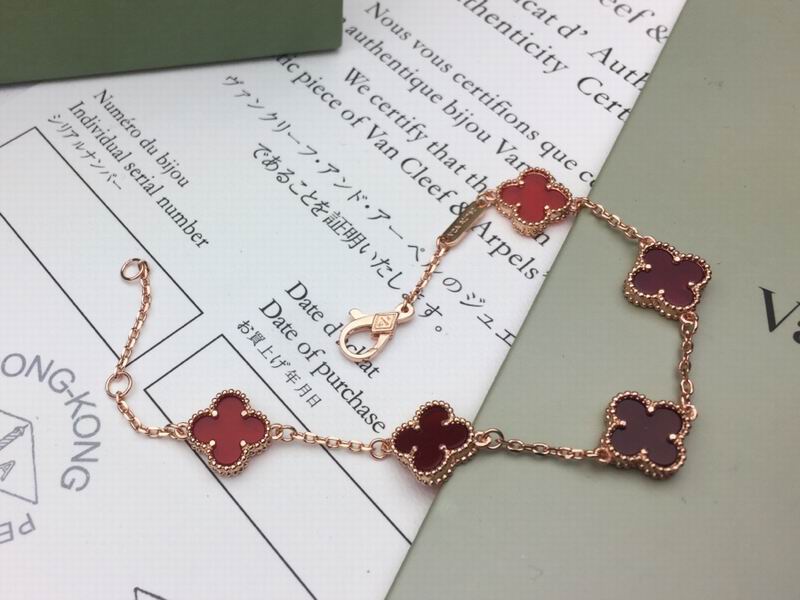 Van Cleef & Arpels bracelet 12yxq06 (6)