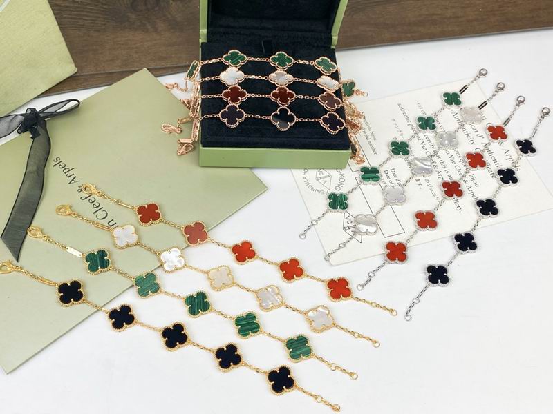 Van Cleef & Arpels bracelet 12yxq13 (6)