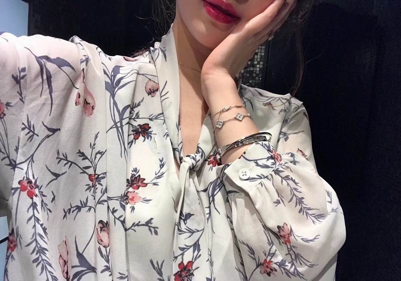 Van Cleef & Arpels bracelet 12yxq20 (6)