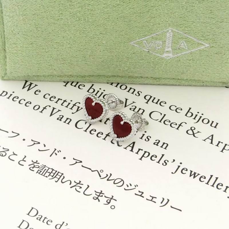 Van Cleef & Arpels earring 07yxq02 (5)