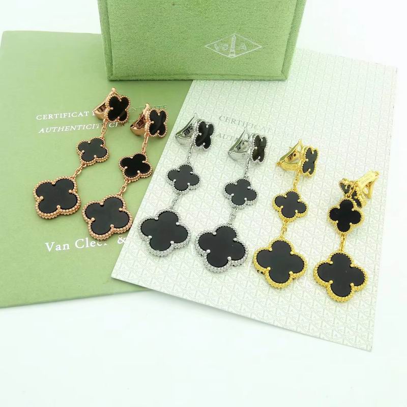 Van Cleef & Arpels earring 08yxq01 (2)