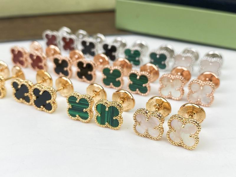 Van Cleef & Arpels earring 09yxq01 (9)