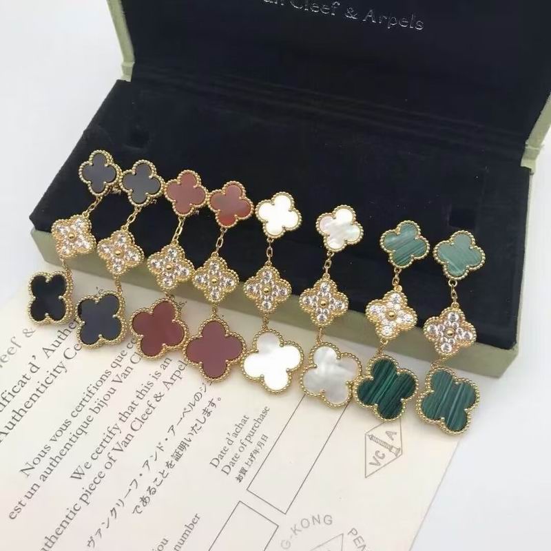 Van Cleef & Arpels earring 09yxq02 (1)
