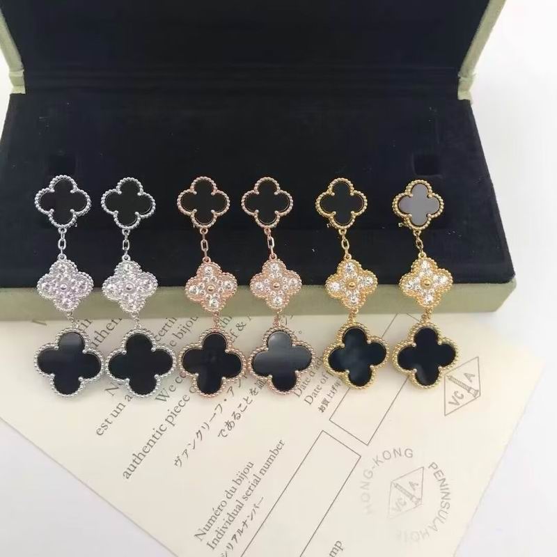 Van Cleef & Arpels earring 09yxq02 (2)