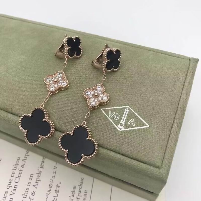 Van Cleef & Arpels earring 09yxq02 (6)