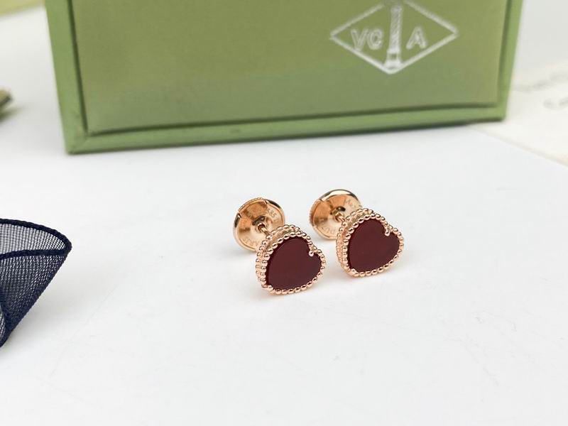 Van Cleef & Arpels earring 10yxq01 (8)