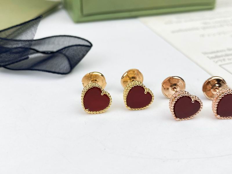 Van Cleef & Arpels earring 10yxq01 (9)