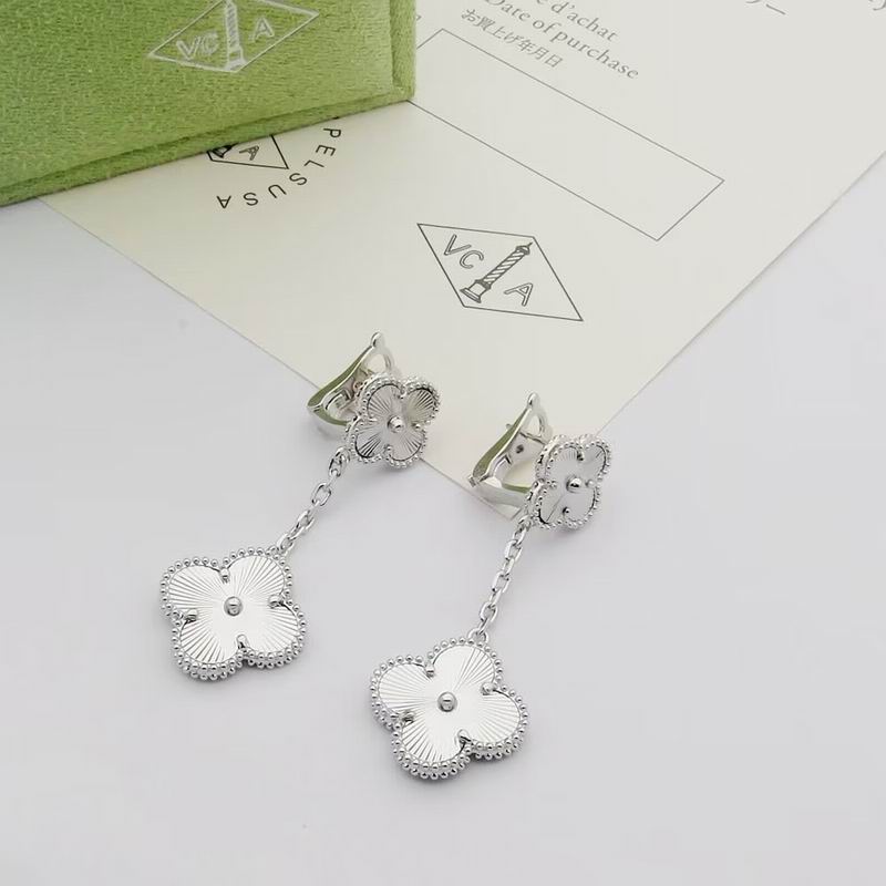 Van Cleef & Arpels earring 10yxq02 (4)
