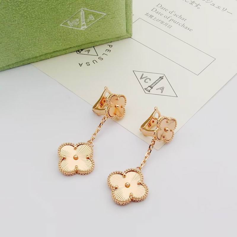 Van Cleef & Arpels earring 10yxq02 (5)