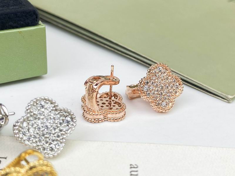 Van Cleef & Arpels earring 10yxq03 (5)