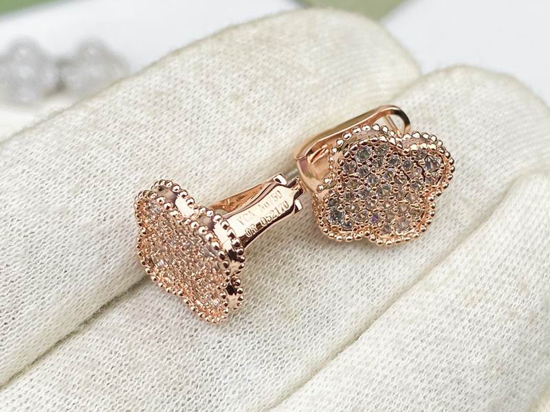 Van Cleef & Arpels earring 10yxq03 (8)