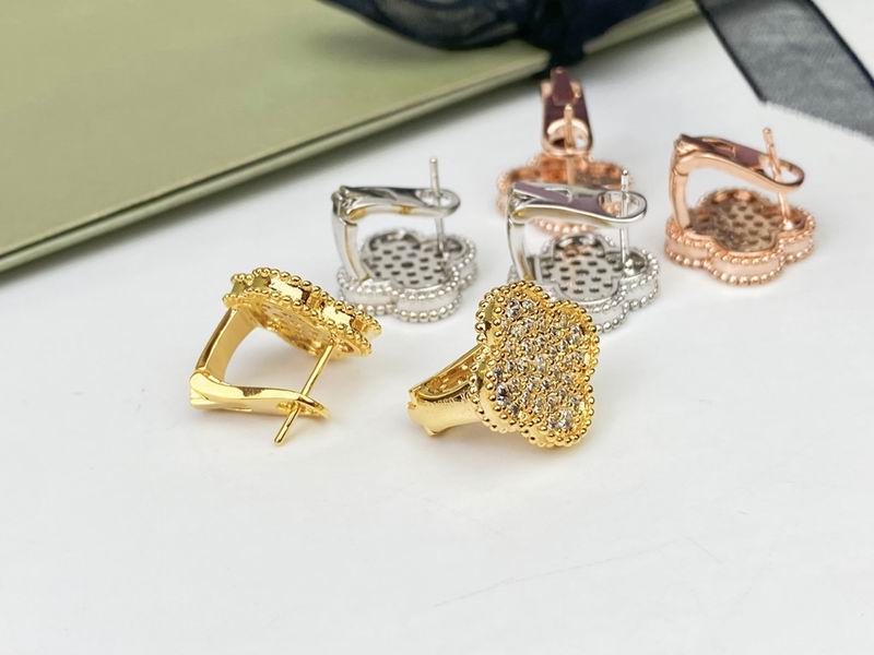 Van Cleef & Arpels earring 10yxq03 (9)