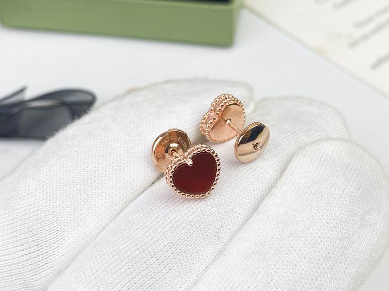 Van Cleef & Arpels earring 11yxq04 (6)
