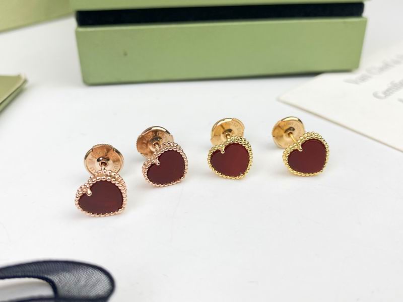 Van Cleef & Arpels earring 11yxq04 (8)