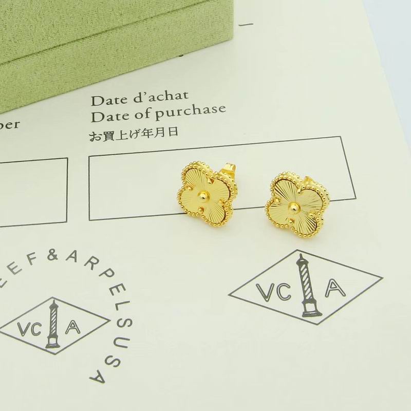 Van Cleef & Arpels earring 11yxq06 (6)
