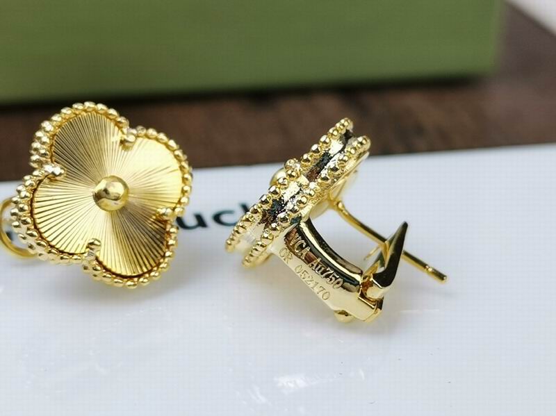 Van Cleef & Arpels earring 11yxq08 (3)