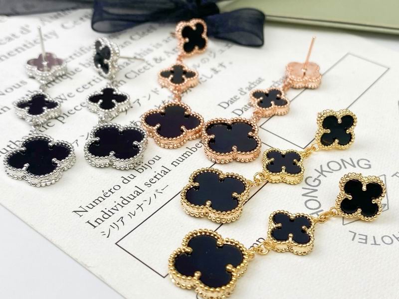 Van Cleef & Arpels earring 11yxq09 (4)