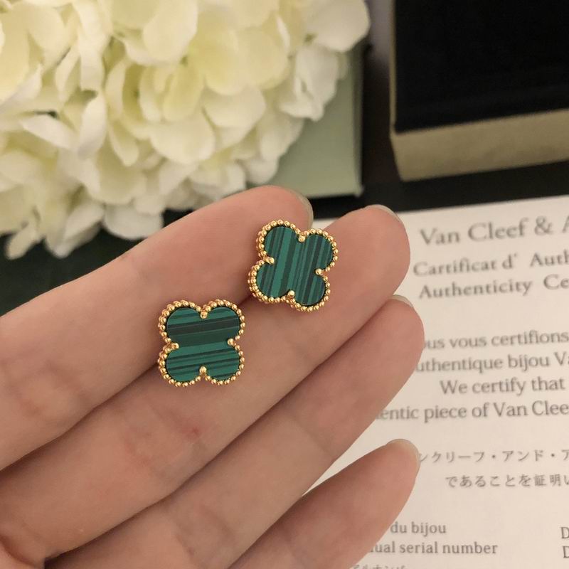 Van Cleef & Arpels earring 12yxq01 (2)