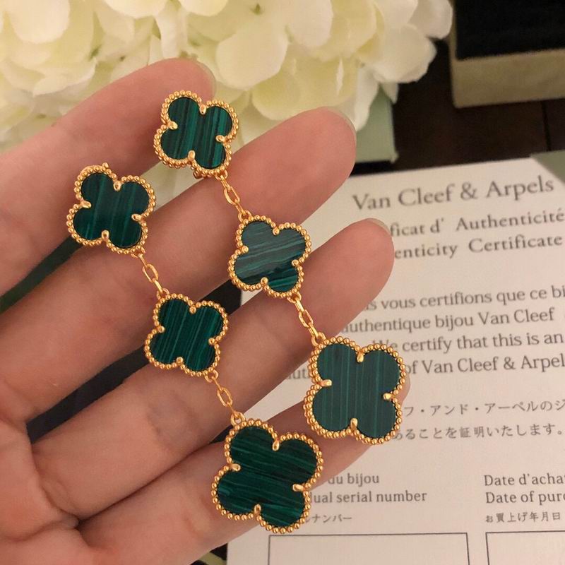 Van Cleef & Arpels earring 12yxq03 (4)