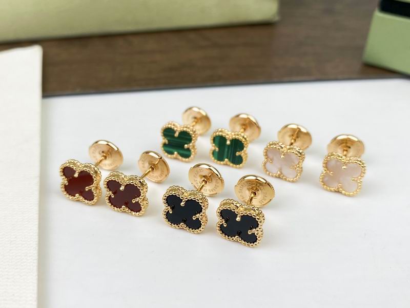Van Cleef & Arpels earring 12yxq04 (4)