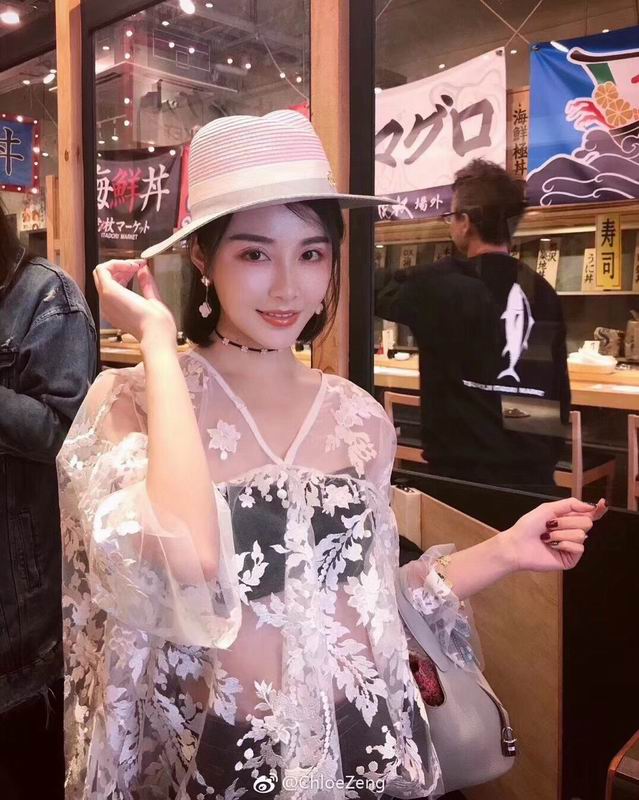 Van Cleef & Arpels earring 12yxq05 (3)