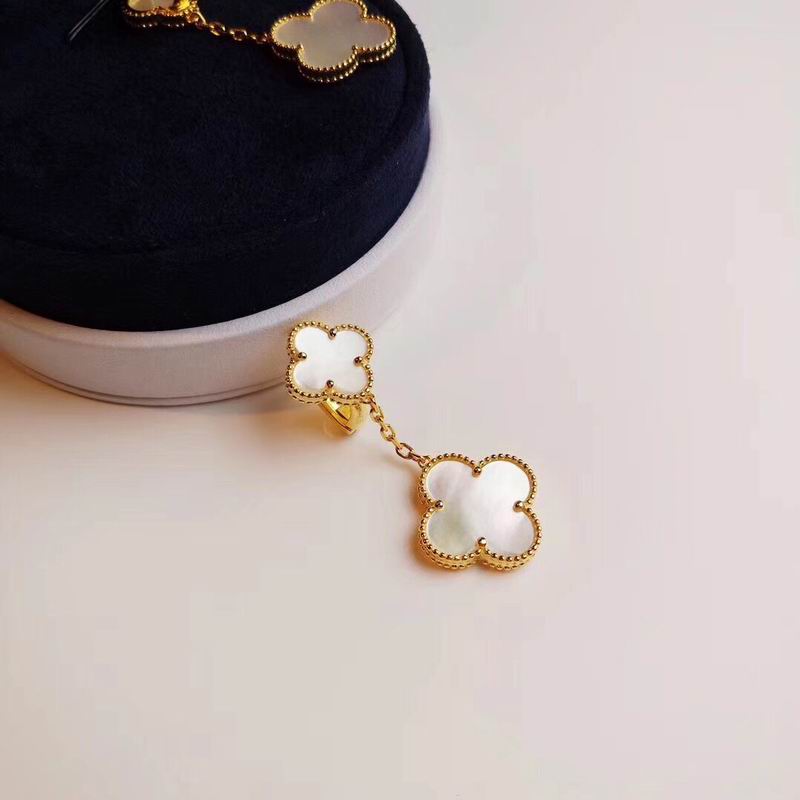 Van Cleef & Arpels earring 12yxq05 (6)