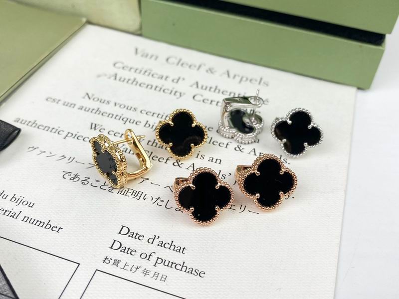 Van Cleef & Arpels earring 12yxq08 (2)