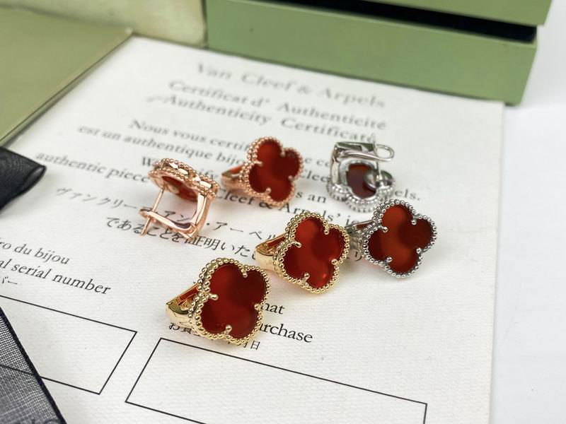 Van Cleef & Arpels earring 12yxq08 (6)