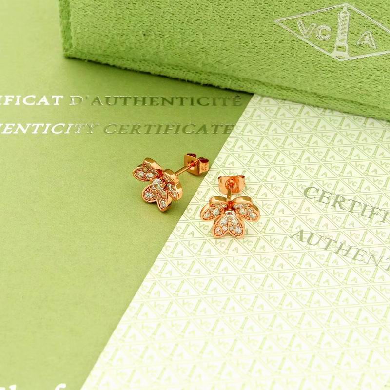 Van Cleef & Arpels earring 12yxq10 (4)