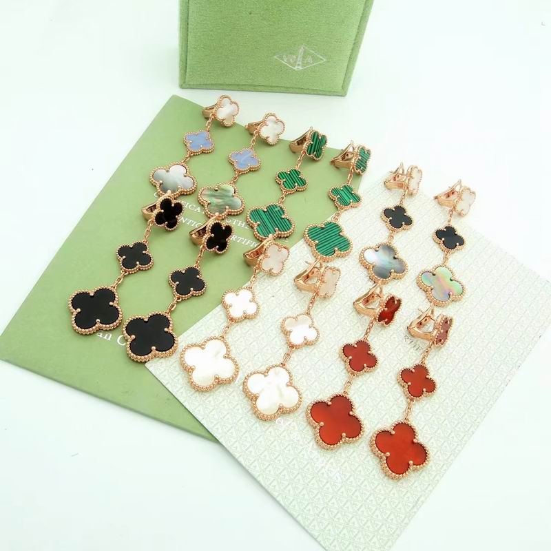 Van Cleef & Arpels earring 12yxq12 (2)