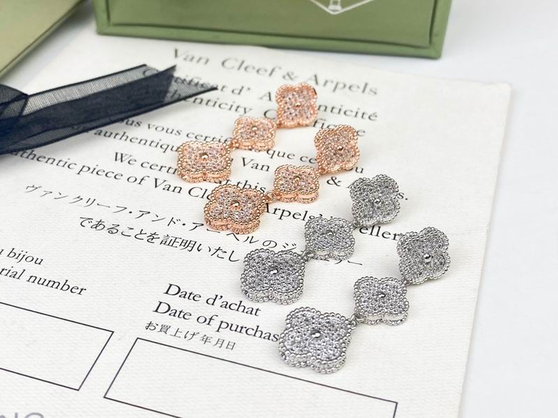 Van Cleef & Arpels earring 12yxq14 (2)