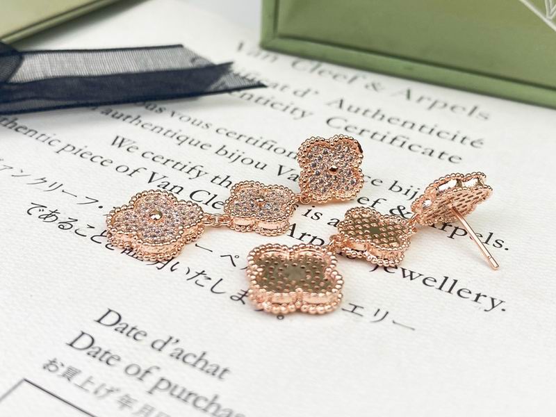 Van Cleef & Arpels earring 12yxq14 (3)