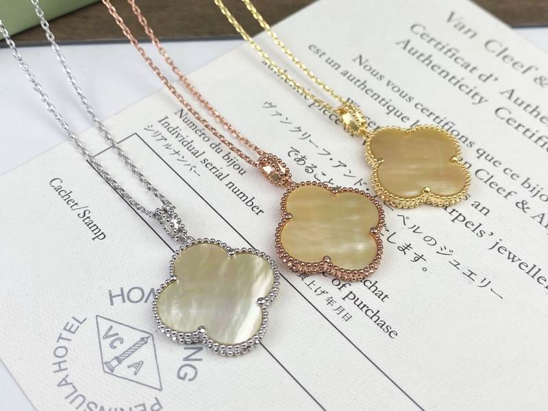 Van Cleef & Arpels necklace 08yxq02 (3)