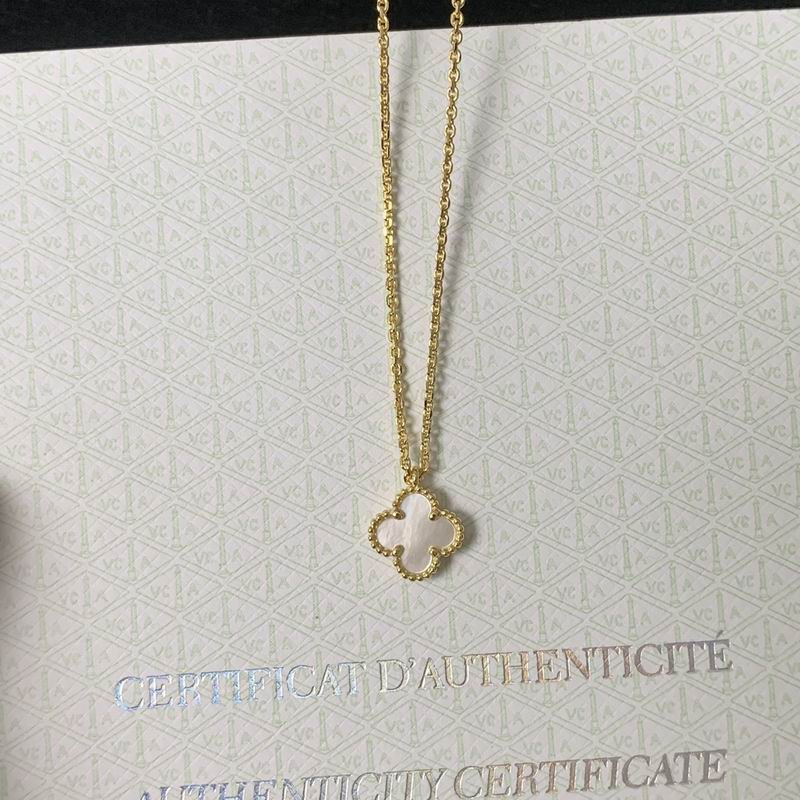 Van Cleef & Arpels necklace 09yxq02 (6)