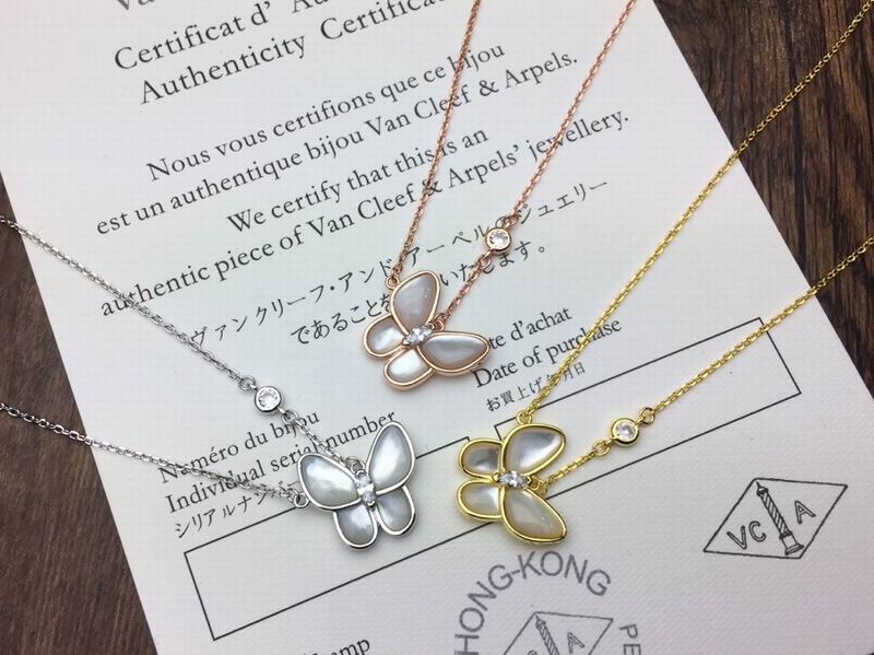 Van Cleef & Arpels necklace 09yxq03 (1)